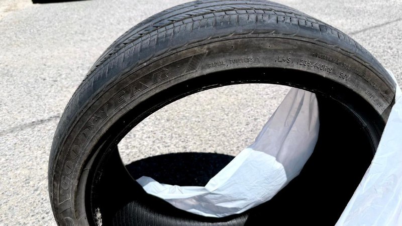 Покрышки Goodyear Grand Touring 235/40R19 4