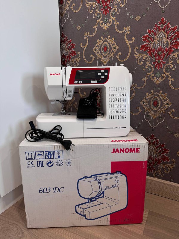 Швейная машинка Janome 603 DC