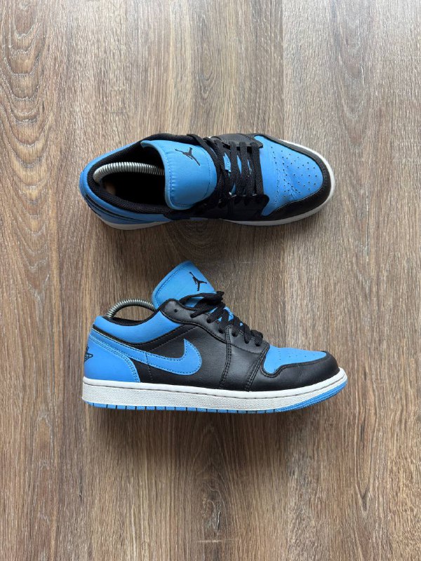 Футболка Ellesse, Штаны The North Face, Мессенджер Kipling, Футболка Adidas, Кроссовки Nike Air Jordan 1 Low, Худи Nike, Футболка Nicki Minaj, Штаны Dickies, Мессенджер Eastpak 5