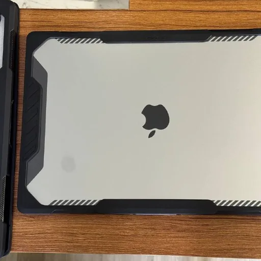 Чехол для MacBook Pro 16, Supcase