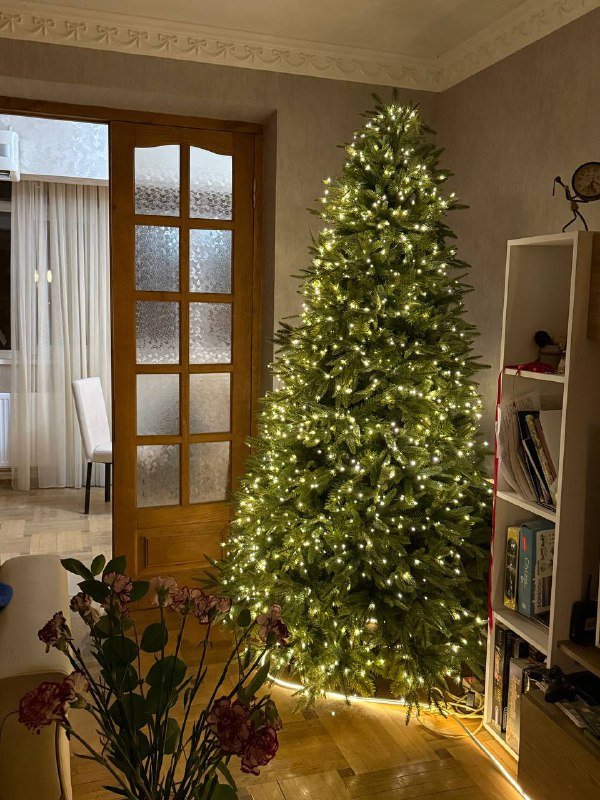 Елка 240 см, пышная, объемная, с подсветкой