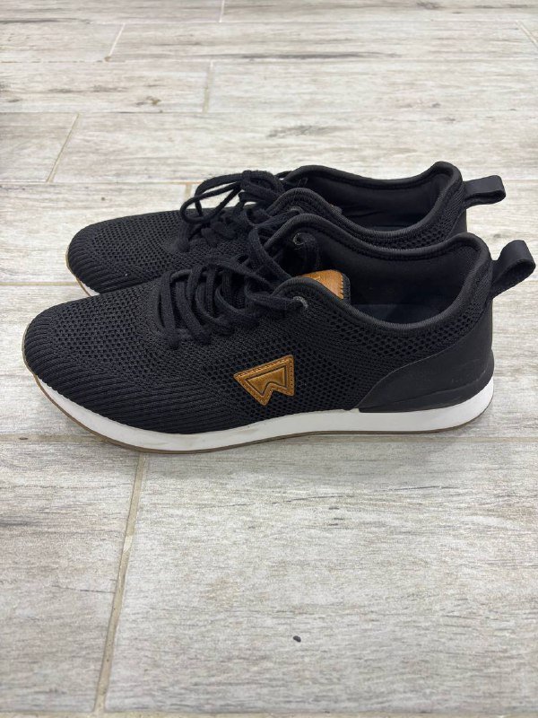 Кроссовки Wrangler размер 43 EU