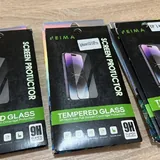Кейсы и защитные стекла для iPhone 3