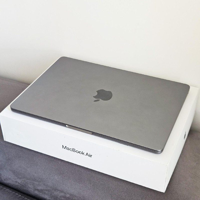 MacBook Air 13-inch M3 2024 Space Gray 8/256 2