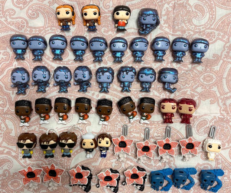 коллекционные фигурки киндер Странные дела и Гарри Поттер