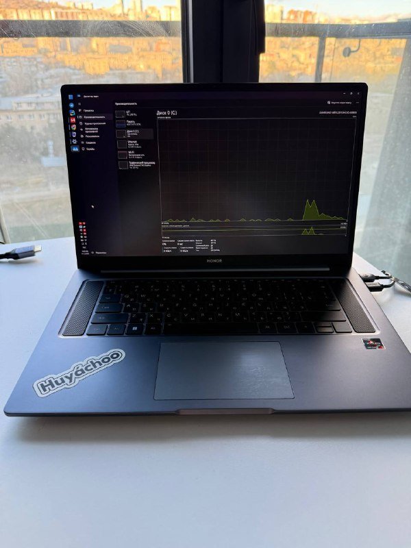 Ноутбук Honor