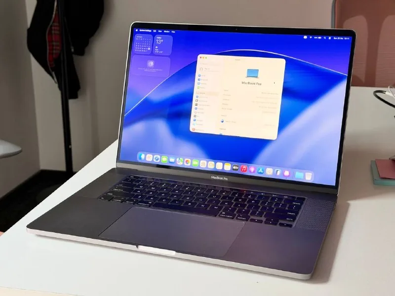 MacBook Pro 16" 2019 A2141 1