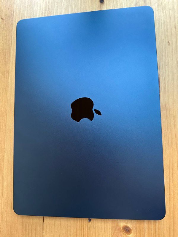 Ноутбук Apple MacBook Air 13,6” 2022 M2 8GB 256GB