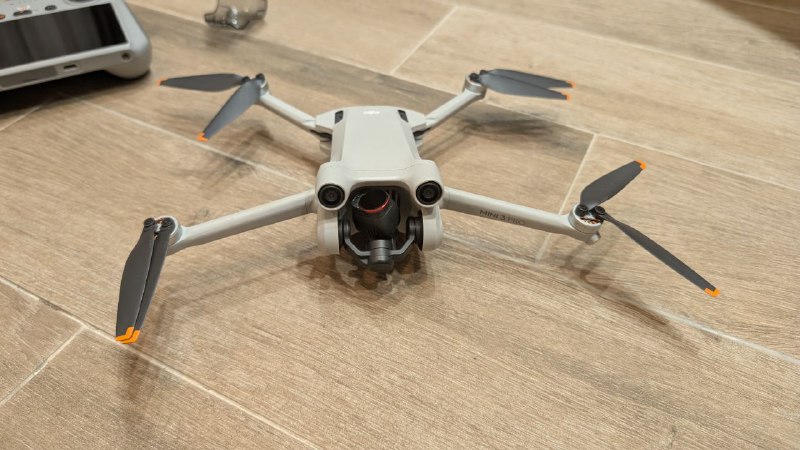 Дрон DJI Mini 3 Pro, пульт, аккумулятор, зарядная станция, сумка, ND фильтры 3