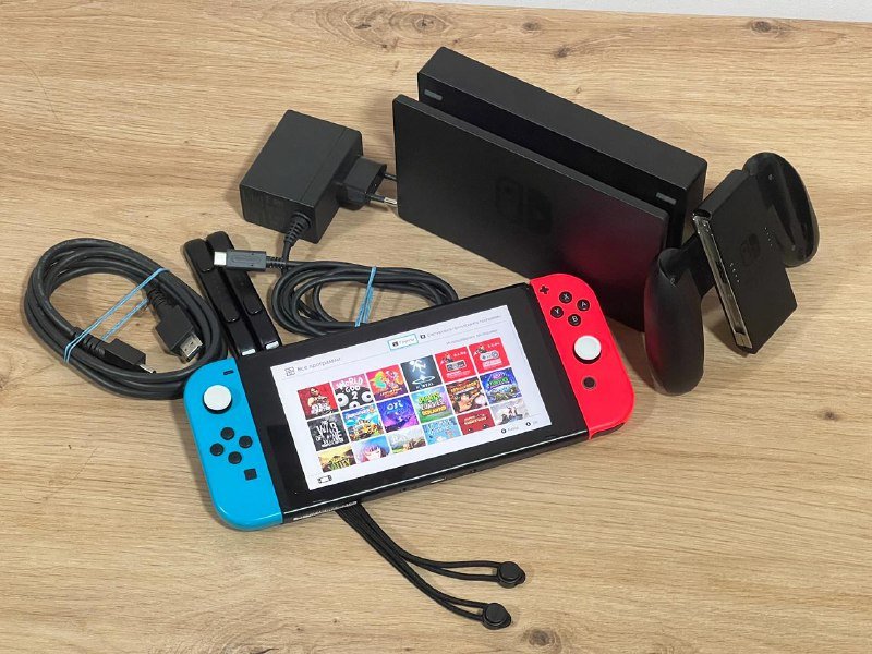 Игровая консоль Nintendo Switch V2 с Jailbreak