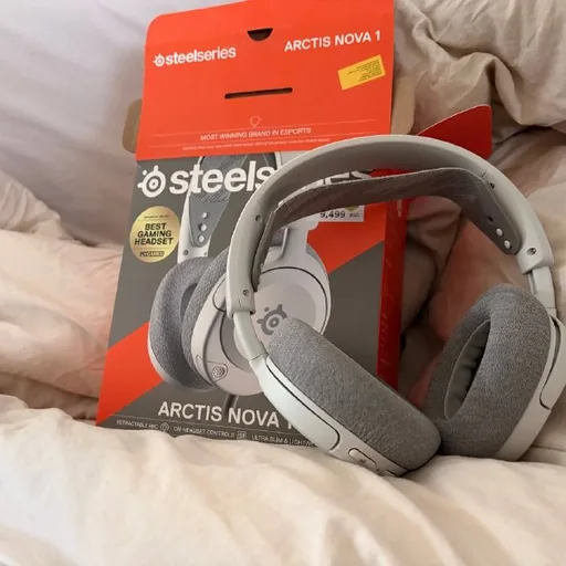 SteelSeries Arctis Nova 1 белые наушники