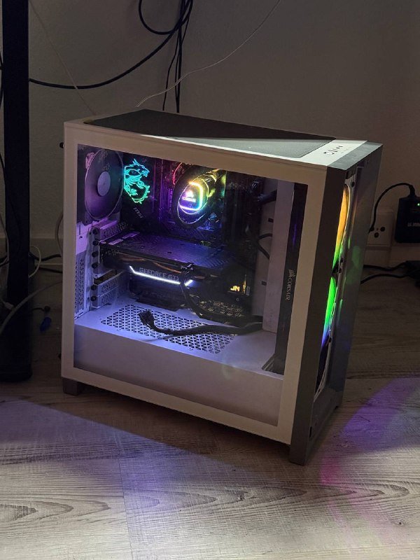 ПК с процессором I7 13700KF и видеокартой RX6800 16GB