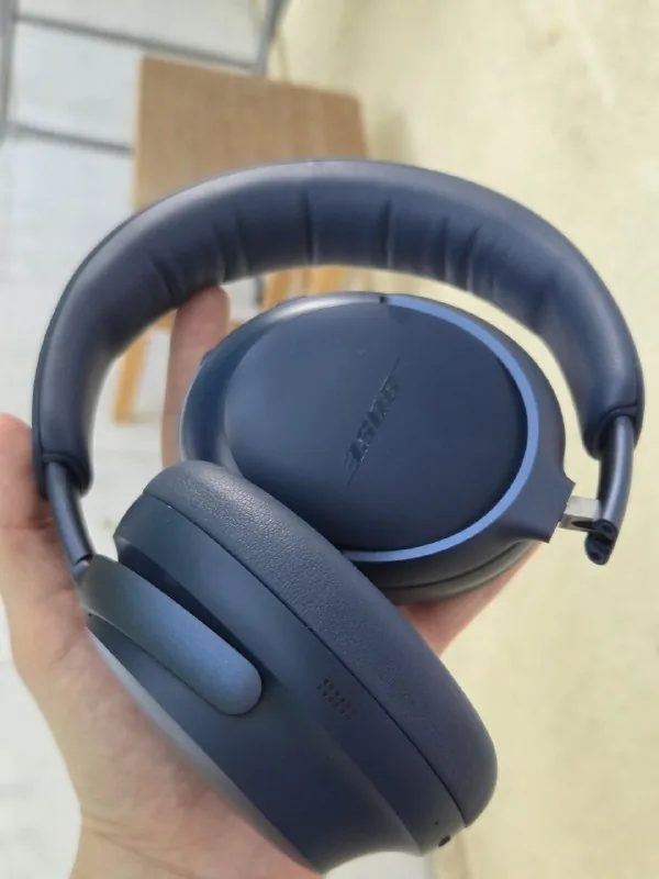 Bose QuietComfort Ultra наушники 1