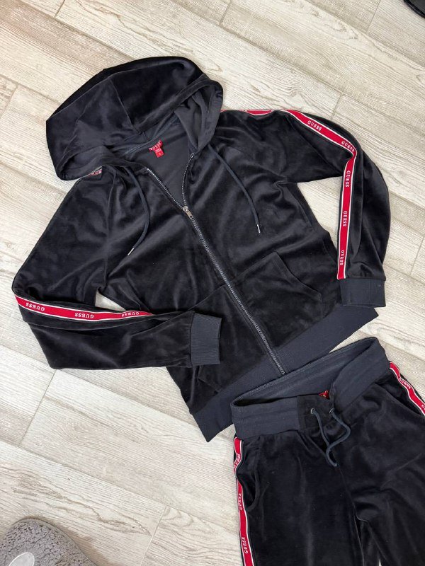 Костюмы женские Guess, Juicy Couture, Amisu, Tommy Jeans 6