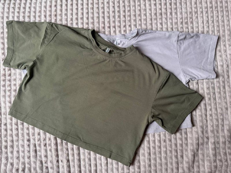 Укороченные футболки хаки S, светлая XS