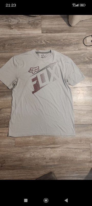 Архивные джинсы, полузамок DS, футболки Fox, Thrasher, Ellesse, свитшот Santa Cruz, куртка ciay, кепка NewEra 3