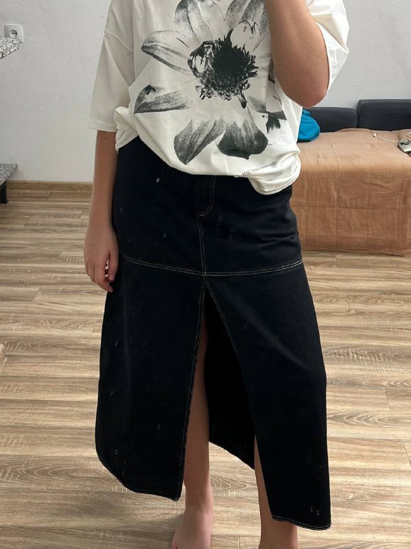 Джинсовая юбка German Apparel с разрезом спереди 2
