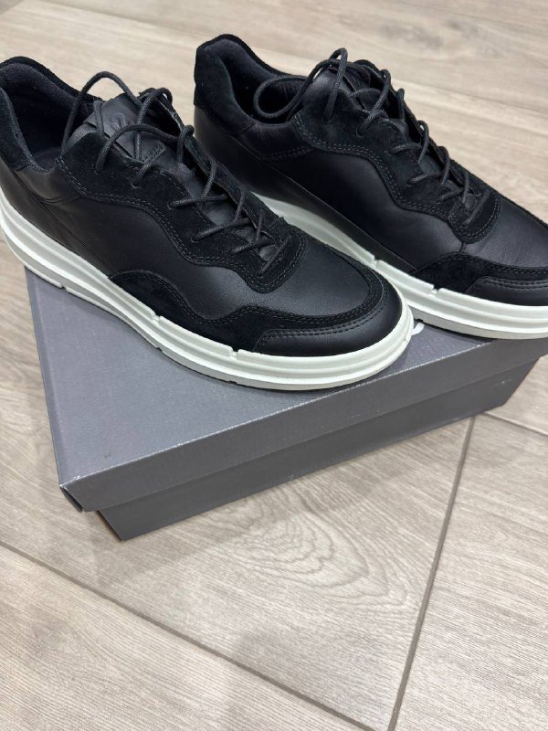 Обувь экко мужские 45, женские 39