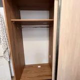 Шкаф-купе, две прикроватные тумбочки 2