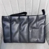 Клатч DKNY, рюкзак Suri Fray, сумка Ted Baker, сумка DKNY, сумка Levi’s 3