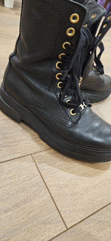 Ботинки Tommy Hilfiger натуральная кожа 39 размер 4