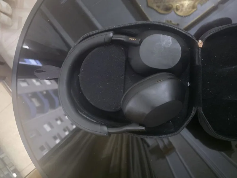 Sony WH-1000XM6 Wireless 1