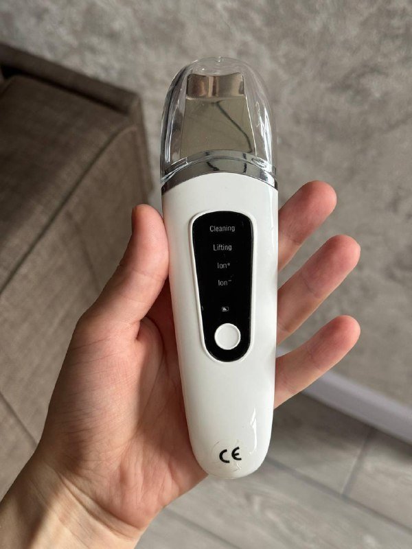 устройство для очищения лица, духи, помада, лак, расческа-брашинг