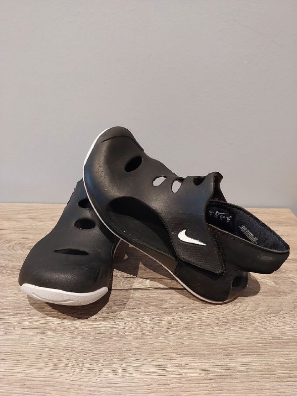 Детские туфли Nike размер 31