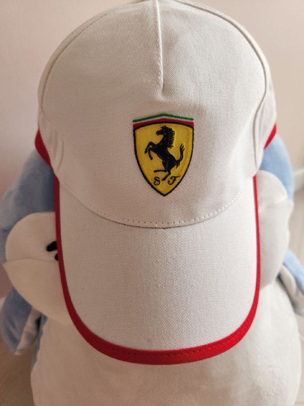 Оригинал бейсболка Scuderia Ferrari