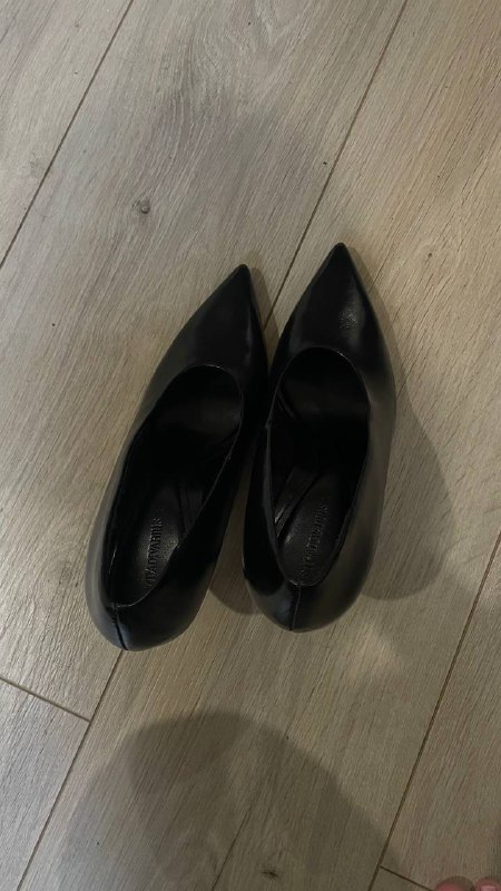 Туфли Stradivarius 37 черные новые 3