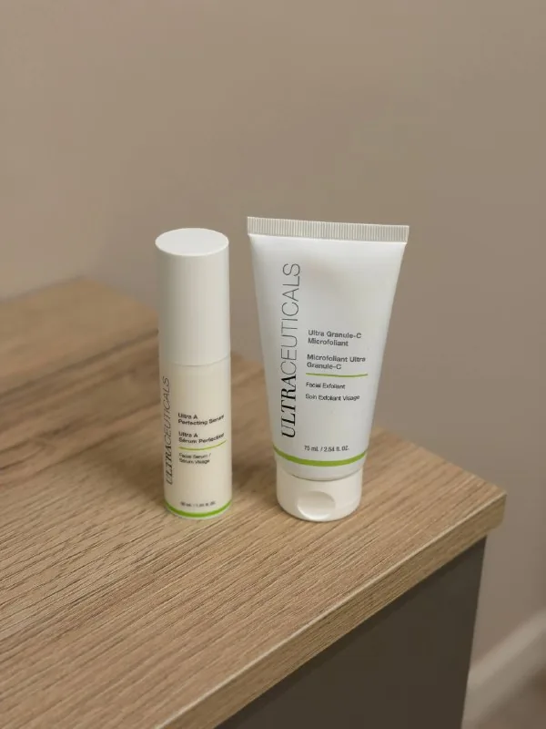 Ultraceuticals Ultra A Perfecting Serum, Ultra Granule-C Microfoliant 1