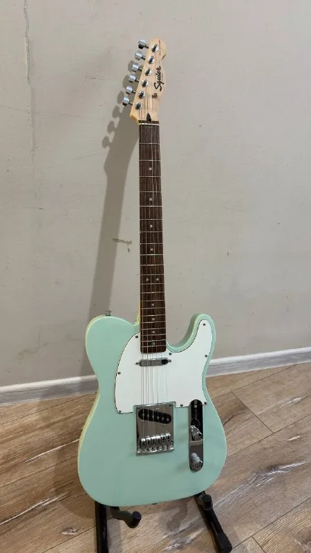 Индонезийская электрогитара Squier Telecaster 1