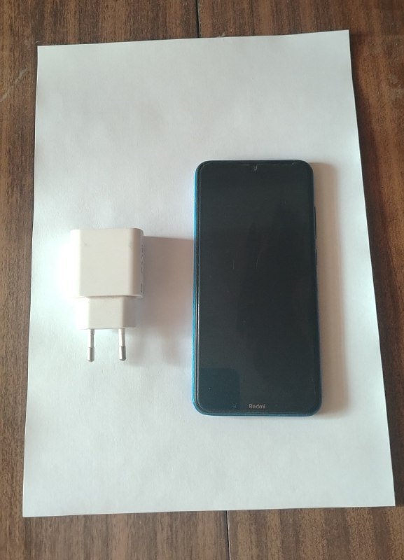 Смартфон Redmi 8a 32gb с блоком питания и бампером
