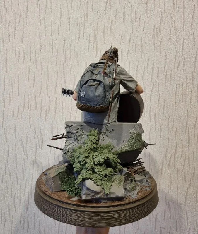 Фигурка Элли из коллекции 'Одни из Нас' 25 см 2