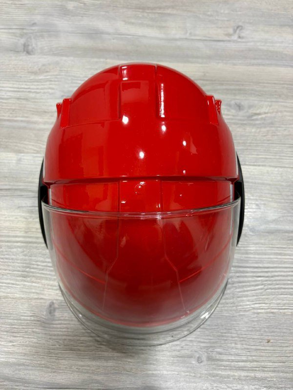 Шлем красный защитный 2