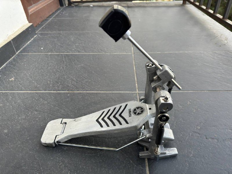 Педали для бас-барабана Tama HP-50,Yamaha FP-7210 2