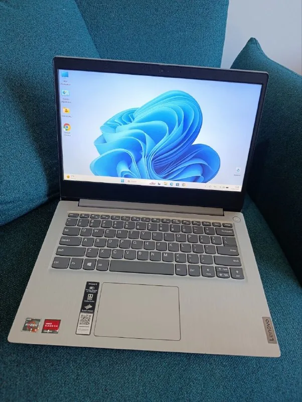 Lenovo IdeaPad 3 1