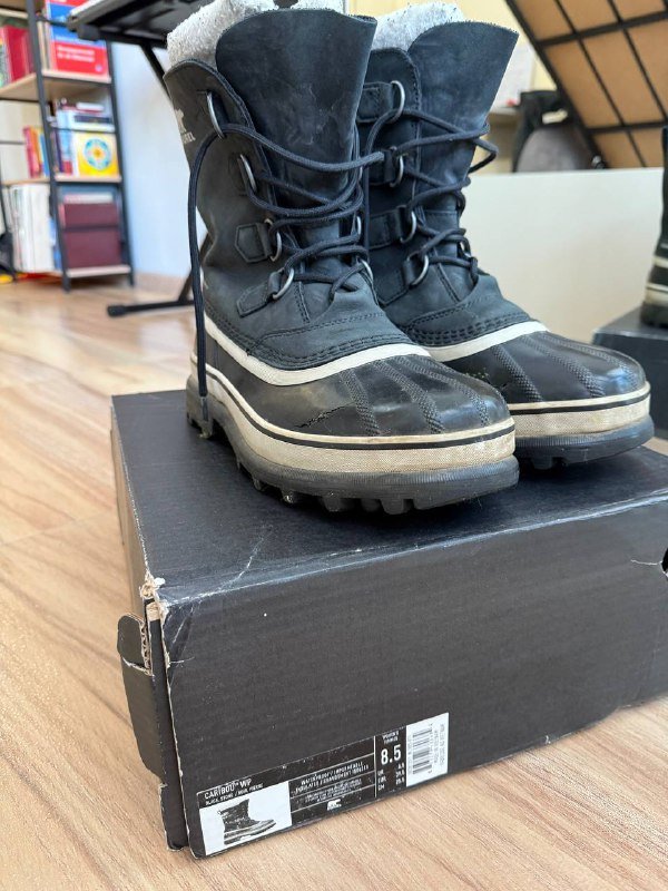 Кроссовки белые, джинсы женские, шапка-ушанка, жакет женский, сапоги зимние, кроссовки беговые 2