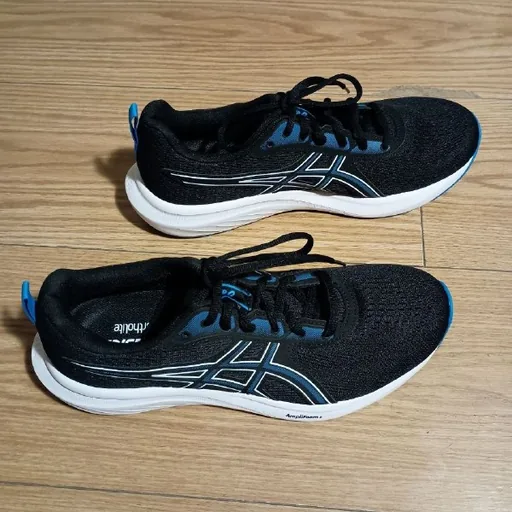 Кроссовки Asics