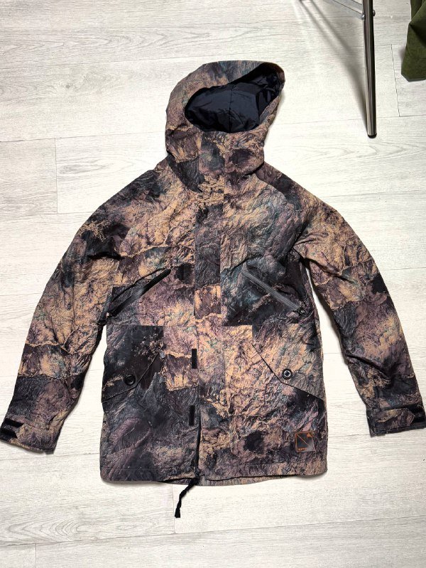 Härkila Pro Hunter Endure Pants, Burton Breach Earth Jacket, Endura Cycling Waterproof Pants 5