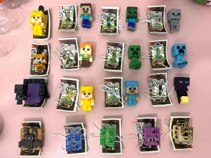 Minecraft Kinder Joy фигурки