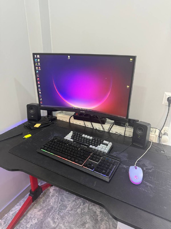 Игровой ПК с монитором Samsung Odyssey G5, клавиатуры, мышка, колонки Logitech 2