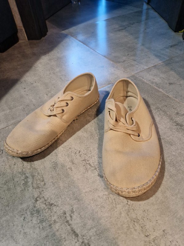 Ботинки Clarks Fawley, туфли Alba, тапочки Waikiki 5
