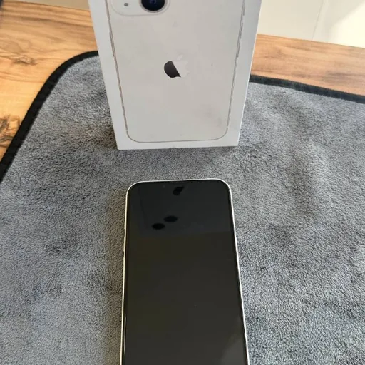 iPhone 13