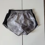 Женские шорты Nike 2
