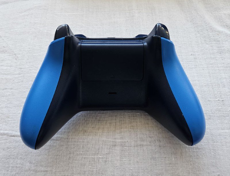 Беспроводной контроллер Xbox One S 4