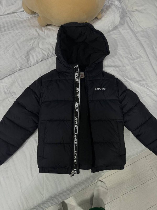 Зимняя куртка Levi's на 116 см 1