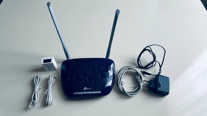 TP-Link TD-W9960 Router 3