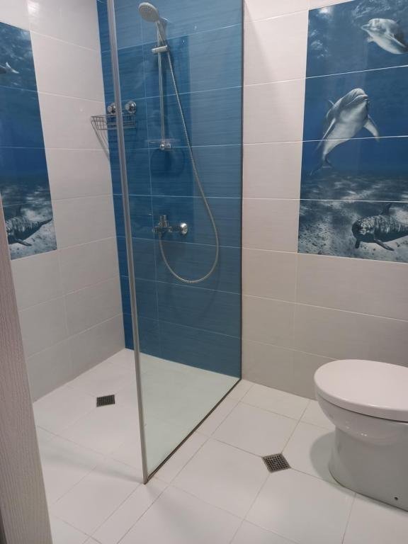 Сдается 2-комн квартира с техникой на 6 месяцев и год 9