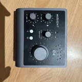 RØDE NT1 Signature, Audient iD4 MKII, Nanlite FC-120B, Godox QR-P70 + Grid 6